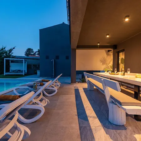 Lux Zadarvillas Villa *