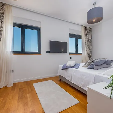 Villa Lux Zadarvillas *