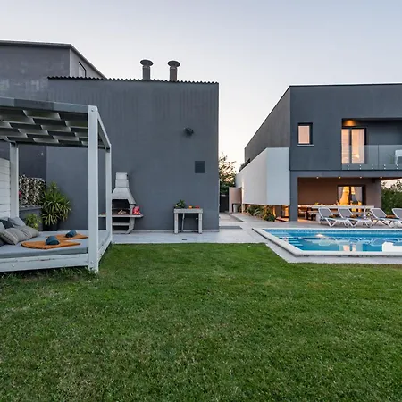 Lux Zadarvillas