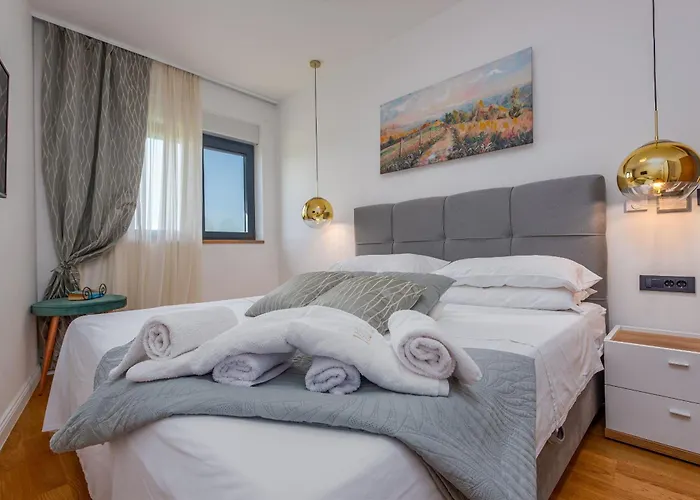 Lux Zadarvillas וילה Donji Zemunik